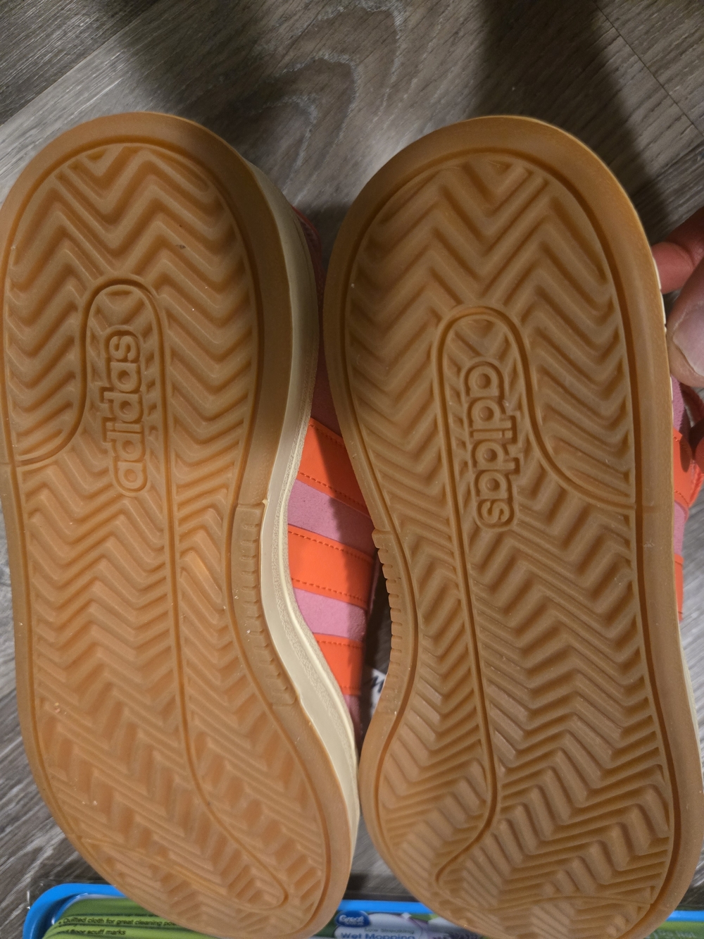 Adidas Pink & Orange Womens Size 7/and 5.5 Youth NEW - Picture 6 of 7